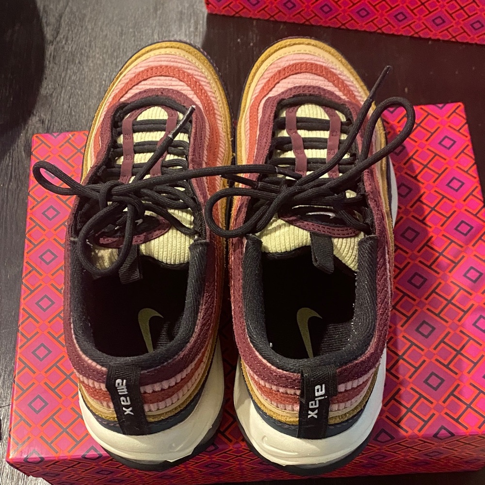 Nike Air Max Multicolor Athletic Shoes - Picture 2 of 8